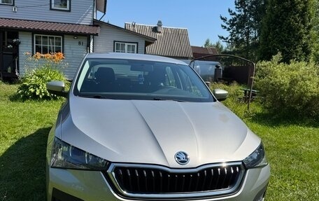 Skoda Rapid II, 2021 год, 1 800 000 рублей, 2 фотография