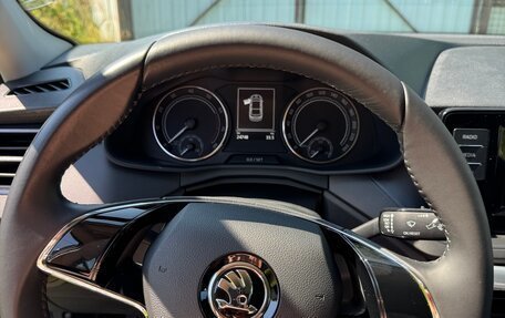 Skoda Rapid II, 2021 год, 1 800 000 рублей, 33 фотография