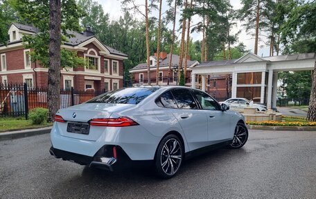 BMW 5 серия, 2023 год, 7 150 000 рублей, 4 фотография