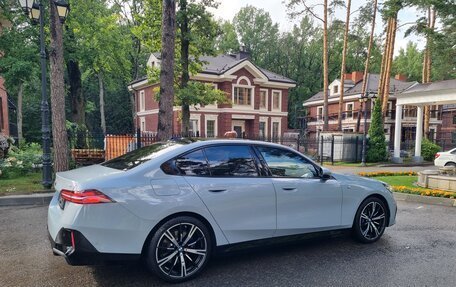 BMW 5 серия, 2023 год, 7 150 000 рублей, 10 фотография