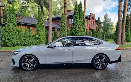 BMW 5 серия, 2023 год, 7 150 000 рублей, 9 фотография