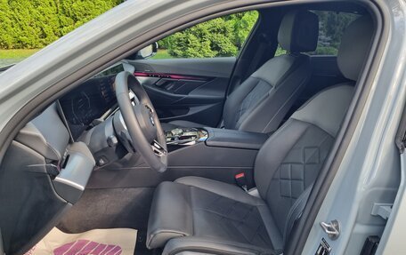 BMW 5 серия, 2023 год, 7 150 000 рублей, 18 фотография