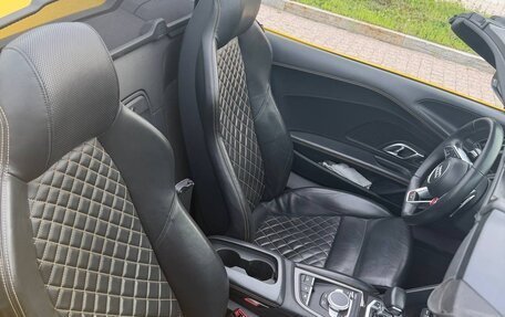 Audi R8, 2019 год, 15 000 000 рублей, 6 фотография