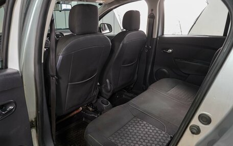Renault Logan II, 2014 год, 699 000 рублей, 11 фотография