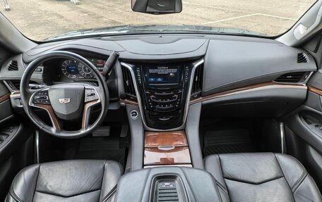 Cadillac Escalade IV, 2019 год, 4 210 000 рублей, 17 фотография