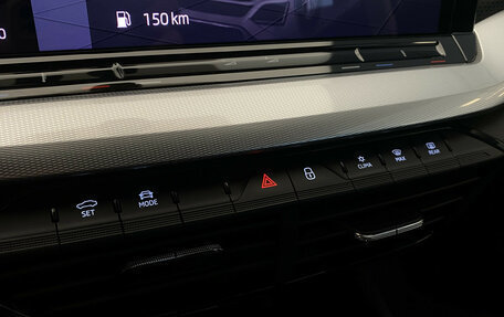 Skoda Octavia IV, 2021 год, 2 350 000 рублей, 17 фотография