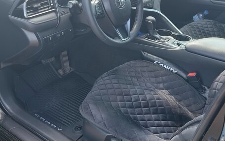 Toyota Camry, 2021 год, 2 400 000 рублей, 7 фотография