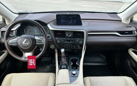 Lexus RX IV рестайлинг, 2019 год, 3 590 000 рублей, 11 фотография