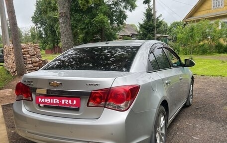 Chevrolet Cruze II, 2014 год, 815 000 рублей, 4 фотография