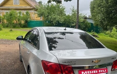Chevrolet Cruze II, 2014 год, 815 000 рублей, 6 фотография