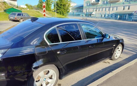 BMW 5 серия, 2007 год, 1 090 000 рублей, 8 фотография