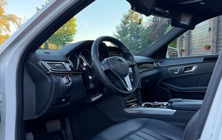 Mercedes-Benz E-Класс, 2014 год, 3 400 000 рублей, 18 фотография