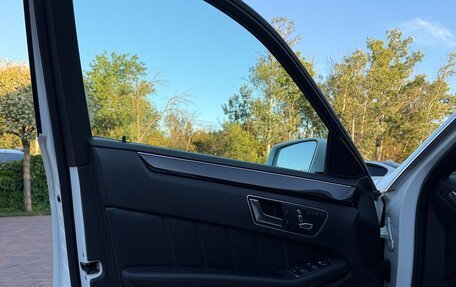 Mercedes-Benz E-Класс, 2014 год, 3 400 000 рублей, 29 фотография