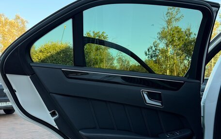 Mercedes-Benz E-Класс, 2014 год, 3 400 000 рублей, 28 фотография