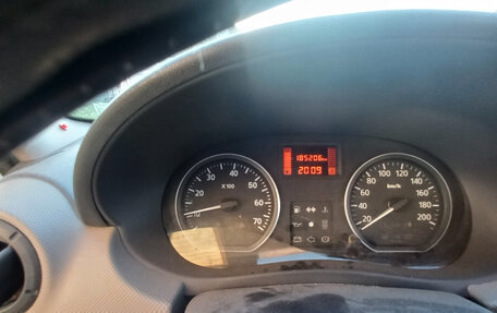 Renault Logan I, 2011 год, 380 000 рублей, 16 фотография