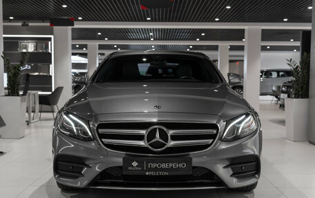 Mercedes-Benz E-Класс, 2019 год, 3 275 000 рублей, 3 фотография