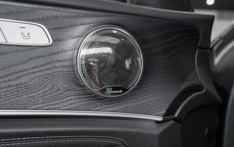 Mercedes-Benz E-Класс, 2019 год, 3 275 000 рублей, 21 фотография