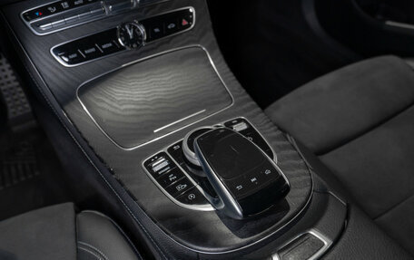 Mercedes-Benz E-Класс, 2019 год, 3 275 000 рублей, 14 фотография