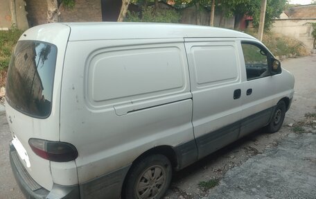 Hyundai Starex I рестайлинг, 2004 год, 660 000 рублей, 1 фотография