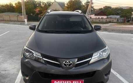 Toyota RAV4, 2015 год, 1 850 000 рублей, 1 фотография