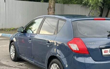 KIA cee'd I рестайлинг, 2010 год, 333 000 рублей, 10 фотография