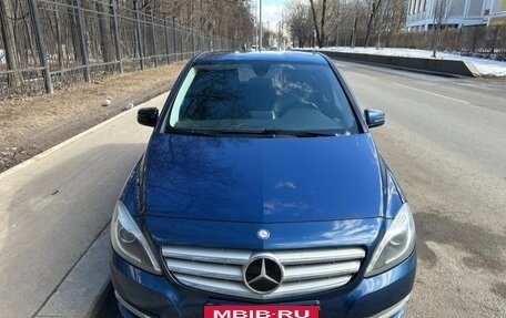 Mercedes-Benz B-Класс, 2012 год, 1 300 000 рублей, 2 фотография