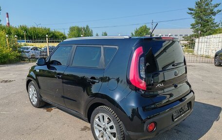 KIA Soul II рестайлинг, 2017 год, 1 449 000 рублей, 4 фотография