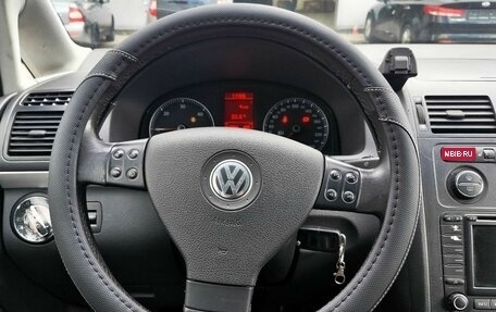 Volkswagen Touran III, 2004 год, 415 000 рублей, 7 фотография
