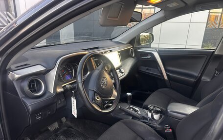 Toyota RAV4, 2015 год, 1 850 000 рублей, 7 фотография