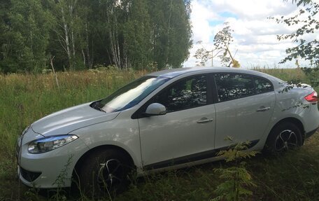 Renault Fluence I, 2012 год, 555 000 рублей, 2 фотография