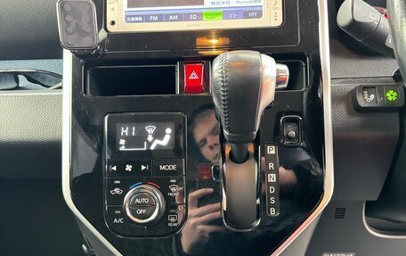Toyota Roomy I, 2017 год, 900 000 рублей, 7 фотография