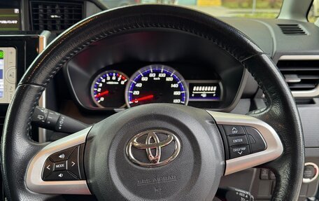 Toyota Roomy I, 2017 год, 900 000 рублей, 5 фотография
