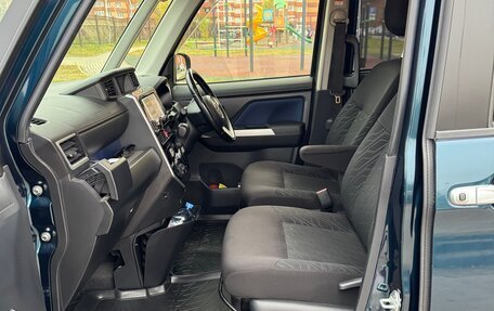 Toyota Roomy I, 2017 год, 900 000 рублей, 16 фотография