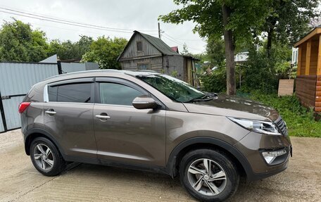 KIA Sportage III, 2011 год, 800 000 рублей, 16 фотография