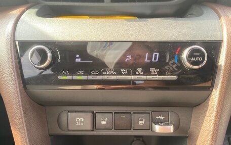 Toyota Yaris Cross, 2022 год, 2 050 000 рублей, 17 фотография