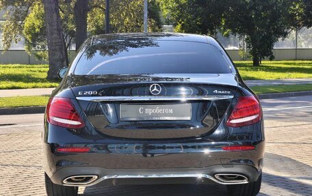 Mercedes-Benz E-Класс, 2017 год, 2 390 000 рублей, 4 фотография