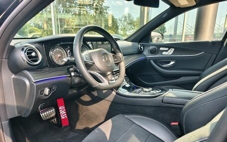 Mercedes-Benz E-Класс, 2017 год, 2 390 000 рублей, 10 фотография