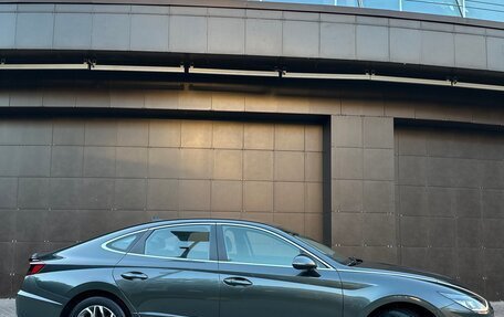Hyundai Sonata VIII, 2021 год, 1 830 000 рублей, 2 фотография