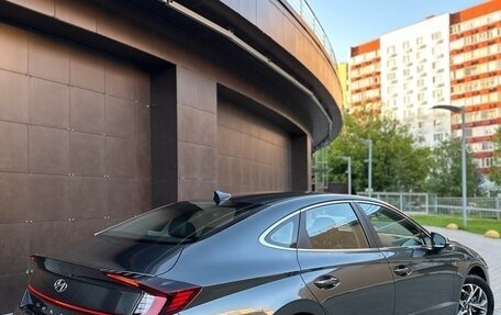 Hyundai Sonata VIII, 2021 год, 1 830 000 рублей, 3 фотография