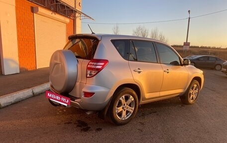 Toyota RAV4, 2011 год, 1 100 000 рублей, 6 фотография