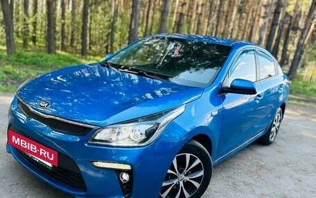 KIA Rio IV, 2018 год, 1 200 000 рублей, 3 фотография