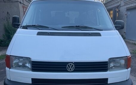 Volkswagen Transporter T4, 2001 год, 590 000 рублей, 1 фотография