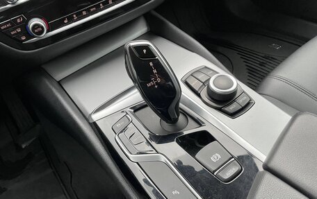BMW 5 серия, 2019 год, 3 370 000 рублей, 14 фотография