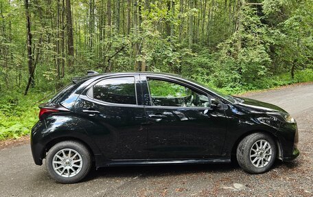 Toyota Yaris, 2020 год, 1 280 000 рублей, 4 фотография