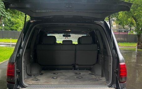 Toyota Land Cruiser 100 рестайлинг 2, 2005 год, 2 150 000 рублей, 15 фотография