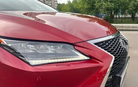 Lexus RX IV рестайлинг, 2019 год, 5 000 000 рублей, 12 фотография