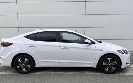 Hyundai Elantra VI рестайлинг, 2018 год, 1 440 000 рублей, 4 фотография