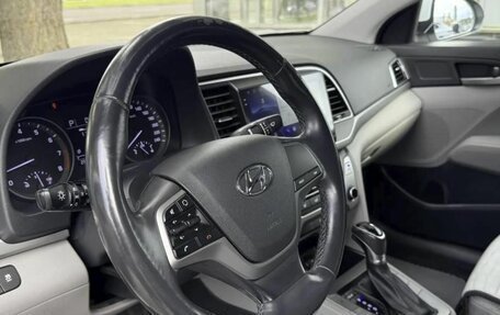 Hyundai Elantra VI рестайлинг, 2018 год, 1 440 000 рублей, 12 фотография