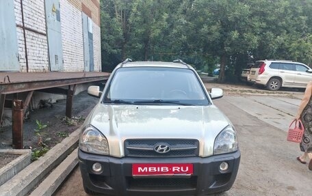 Hyundai Tucson III, 2006 год, 610 000 рублей, 1 фотография
