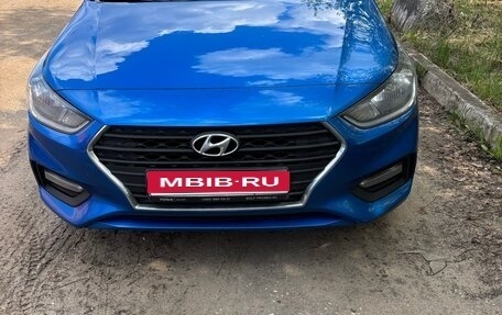 Hyundai Solaris II рестайлинг, 2017 год, 1 150 000 рублей, 1 фотография